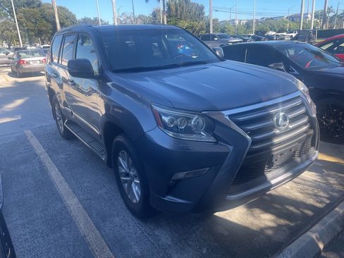Used 2016 Lexus GX 460 image 1