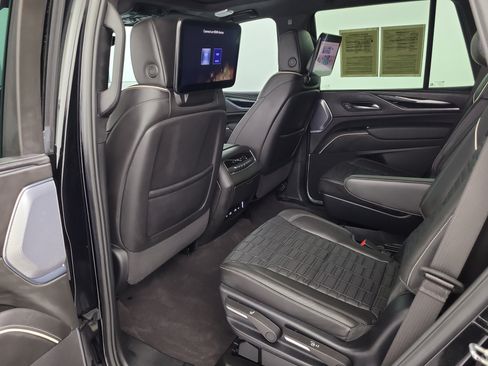 Used 2024 Cadillac Escalade V w/ LPO, ONYX Package AWD/4WD image 11