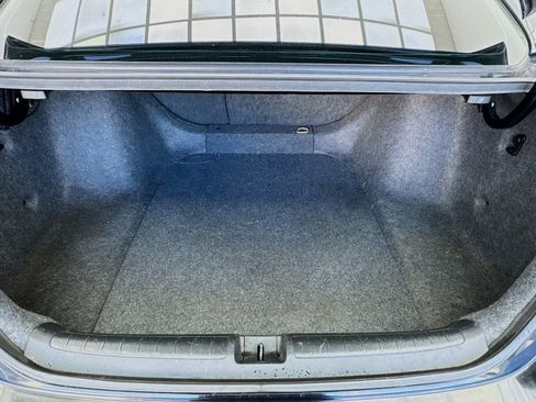 Used 2018 Honda Accord Touring image 18