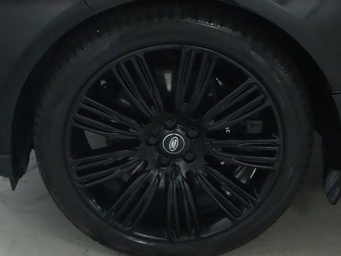Used 2019 Land Rover Range Rover Long Wheelbase Supercharged image 38