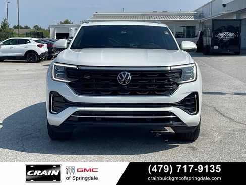 Used 2025 Volkswagen Atlas Cross Sport SEL Premium R-Line AWD/4WD image 2