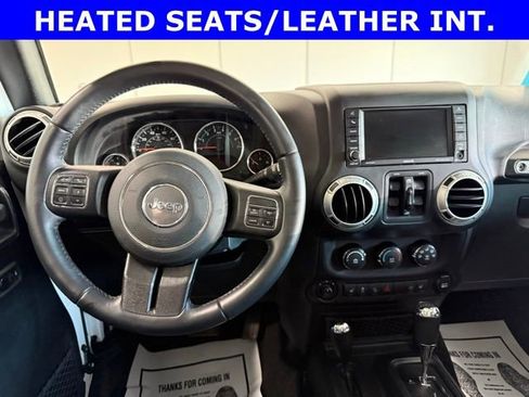 Used 2018 Jeep Wrangler Unlimited Rubicon w/ Connectivity Group image 2