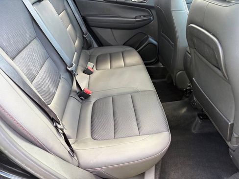 Used 2022 Chevrolet TrailBlazer RS w/ Sun and Liftgate Package AWD/4WD image 39