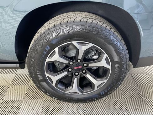 New 2026 GMC Yukon XL AT4 Ultimate AWD/4WD image 17