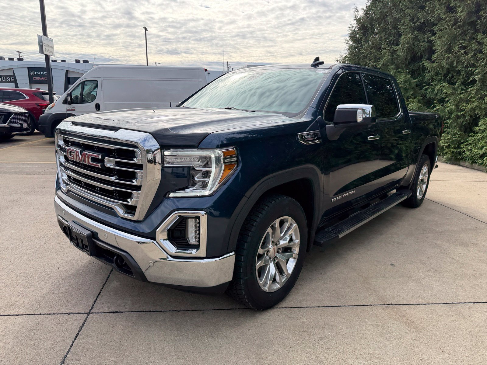 Used 2021 GMC Sierra 1500 SLT w/ SLT Premium Plus Package AWD/4WD image 7