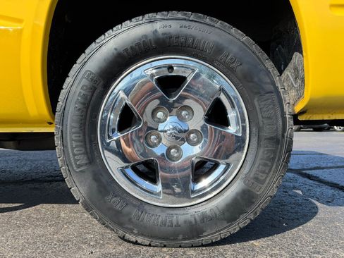 Used 2006 Dodge Dakota SLT w/ R/T Group AWD/4WD image 13