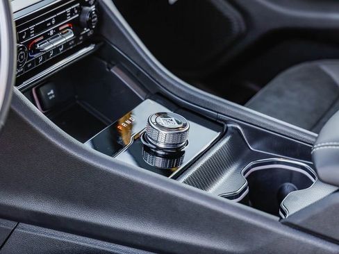 New 2025 Jeep Grand Cherokee Altitude image 21