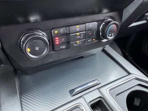 Used 2019 Ford F150 XLT w/ Equipment Group 302A Luxury image 13