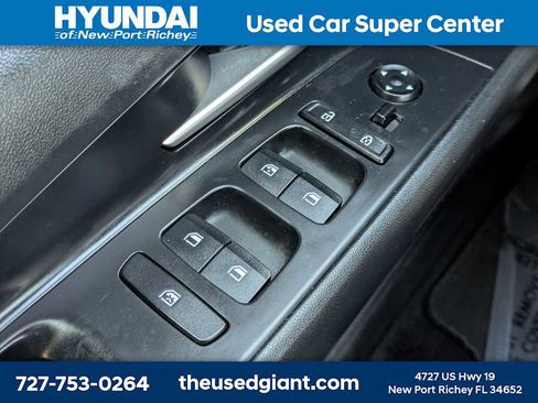 Certified 2023 Hyundai Elantra SEL image 23