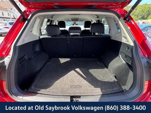 Certified 2022 Volkswagen Tiguan SE image 17