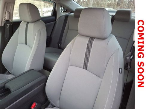 Used 2018 Honda Civic EX-T image 9