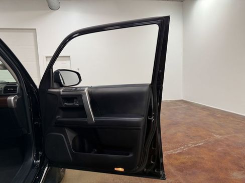 Used 2020 Toyota 4Runner Limited image 55