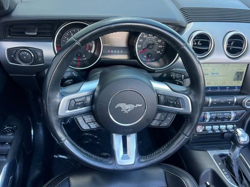 Used 2021 Ford Mustang Premium RWD image 27
