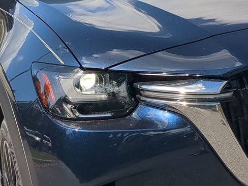 Certified 2025 MAZDA CX-90 Plug-In Hybrid w/ Premium Plus AWD/4WD image 29
