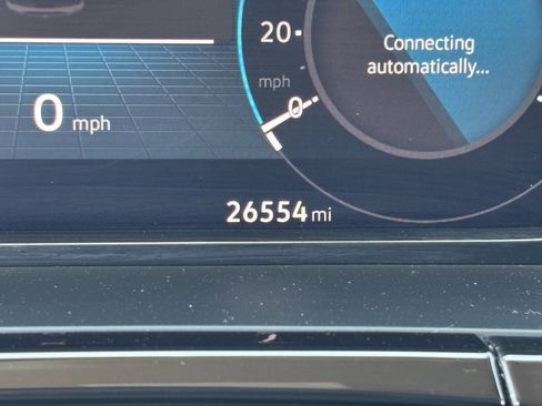Used 2025 Volkswagen Atlas SE FWD image 28