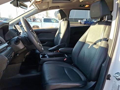 Certified 2023 Honda Odyssey Touring image 15