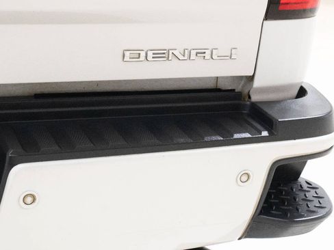 Used 2018 GMC Sierra 3500 Denali w/ Duramax Plus Package AWD/4WD image 21