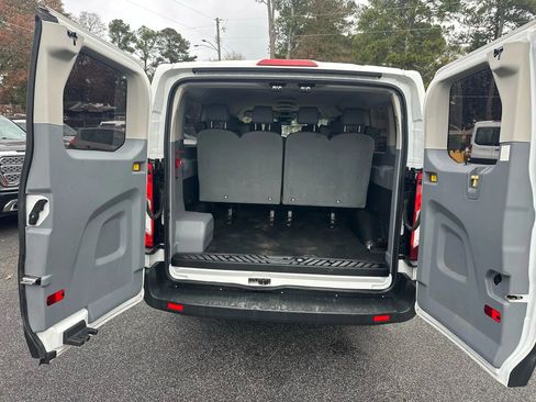 Used 2017 Ford Transit 350 XL image 23