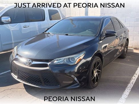 Used 2017 Toyota Camry LE w/ Protection Package (Q2) FWD image 1
