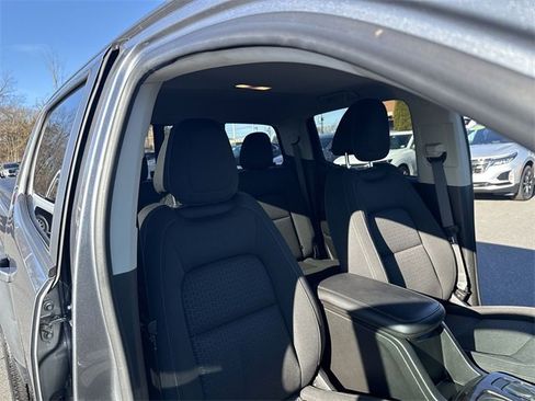 Used 2022 GMC Canyon Elevation image 25