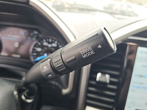 Used 2022 Ford F350 Lariat w/ Black Appearance Package image 34