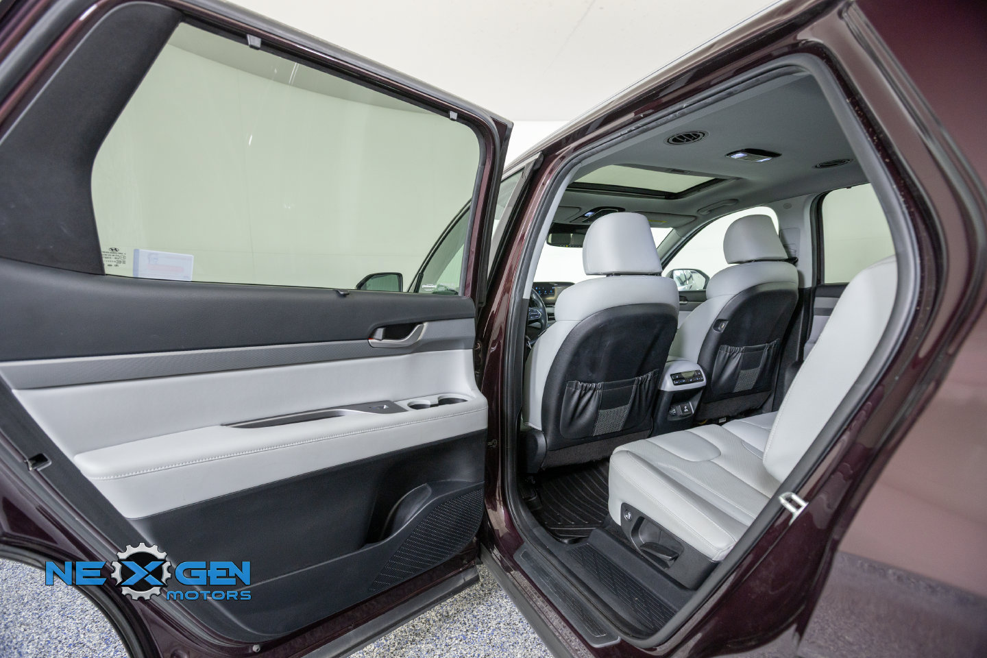 Used 2022 Hyundai Palisade SEL w/ 8P Bench Seat Package AWD/4WD image 26
