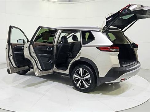 Certified 2023 Nissan Rogue Platinum FWD image 31