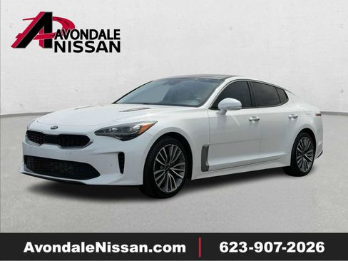 Used 2019 Kia Stinger Premium image 1