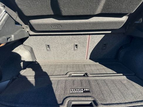 Used 2020 Nissan Rogue Sport SL w/ Premium Package image 14