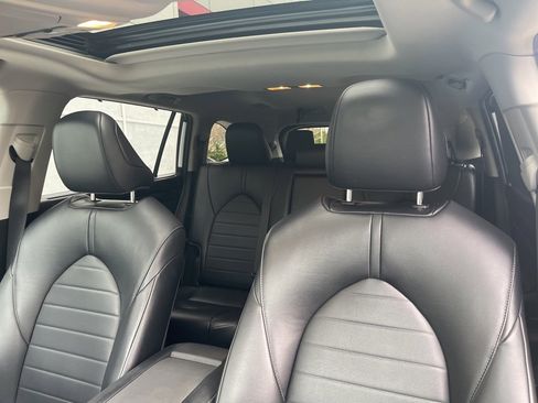 Used 2022 Toyota Highlander XLE image 58