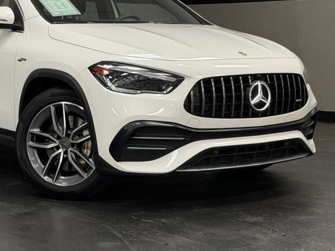 Used 2023 Mercedes-Benz GLA 35 AMG 4MATIC image 3