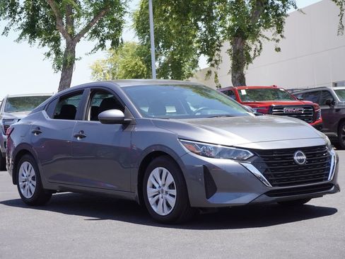Used 2024 Nissan Sentra S FWD image 4