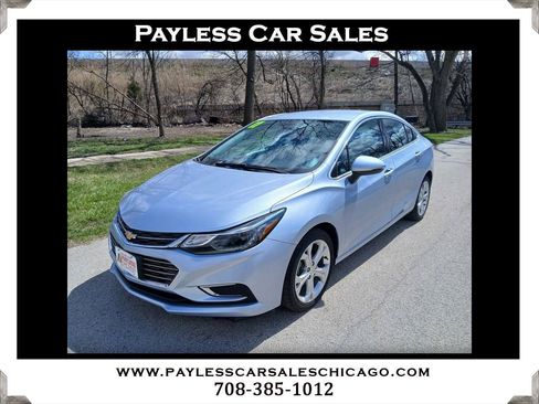 Used 2017 Chevrolet Cruze Premier FWD image 1