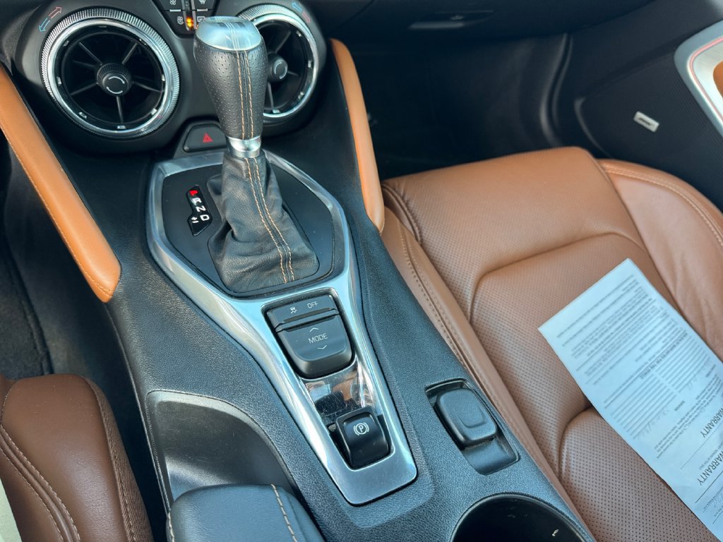 Used 2018 Chevrolet Camaro SS RWD image 18