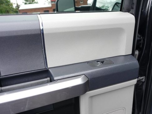 Used 2022 Ford F350 XLT w/ XLT Value Package image 23