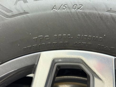 Used 2024 GMC Sierra 1500 SLT w/ SLT Premium Plus Package image 40