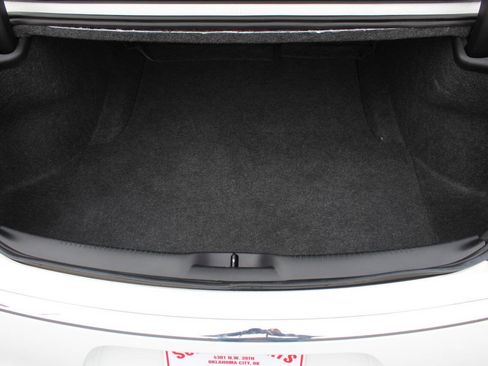 Used 2016 Chrysler 300 Limited image 13