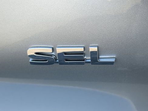 New 2026 Mitsubishi Outlander SEL FWD image 14