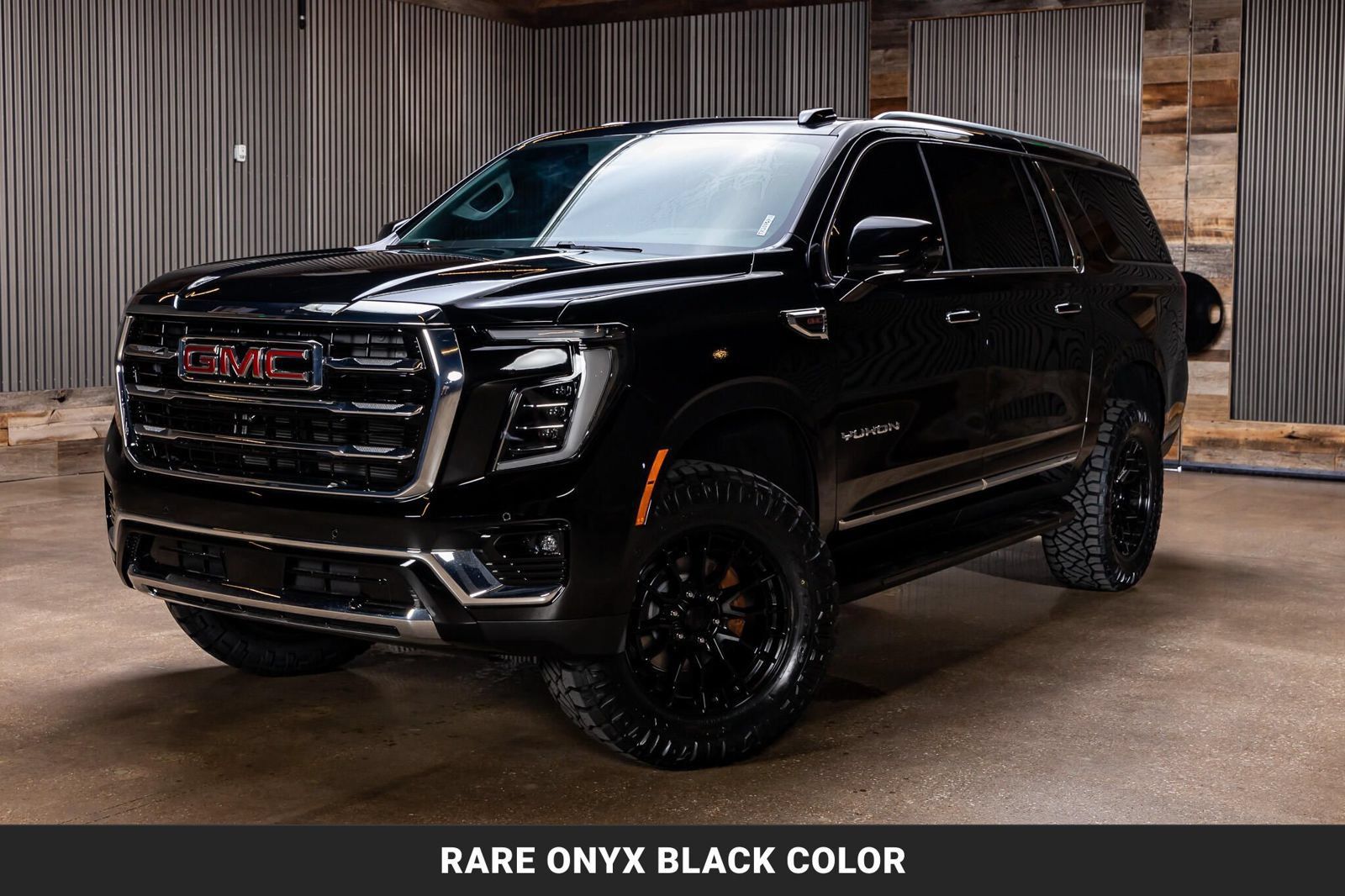 Used 2025 GMC Yukon XL Elevation AWD/4WD image 5