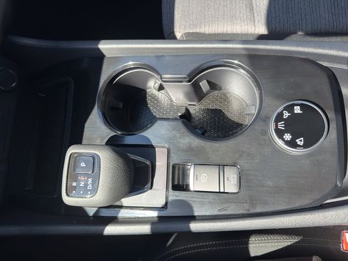 Certified 2023 Nissan Rogue SV AWD/4WD image 22