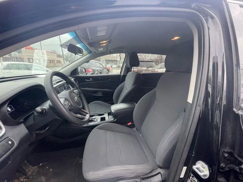 Used 2016 Kia Sorento LX image 16