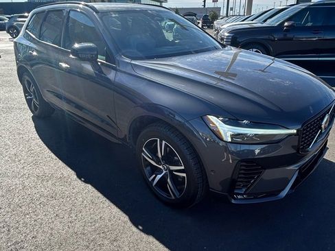 Used 2022 Volvo XC60 B5 R-Design image 6