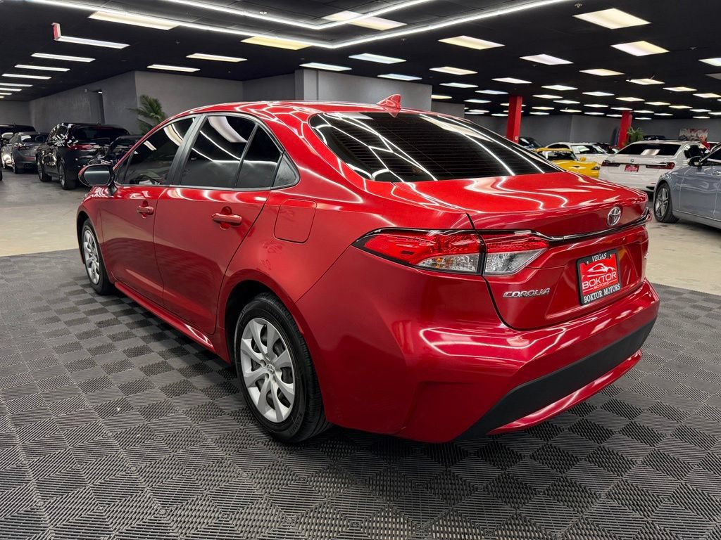Used 2021 Toyota Corolla LE FWD image 11