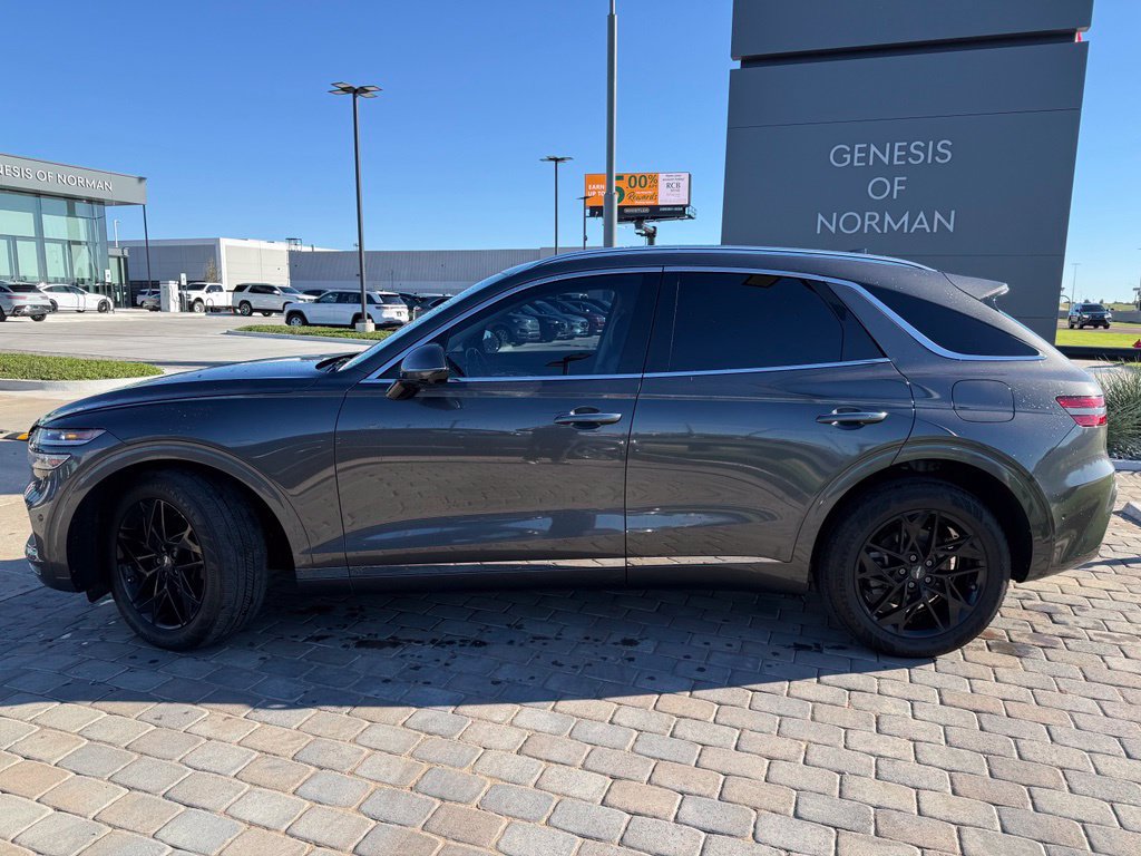 Used 2022 Genesis GV70 2.5T w/ Advanced Package AWD/4WD image 2