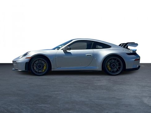 Used 2026 Porsche 911 GT3 RWD image 4