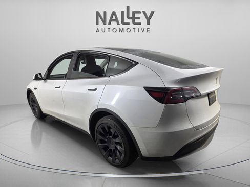 Used 2023 Tesla Model Y Long Range image 3