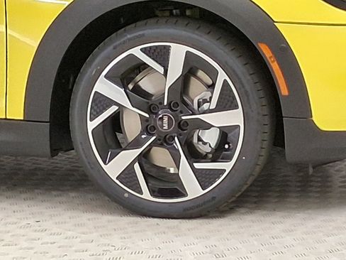 New 2026 MINI Cooper S FWD image 10