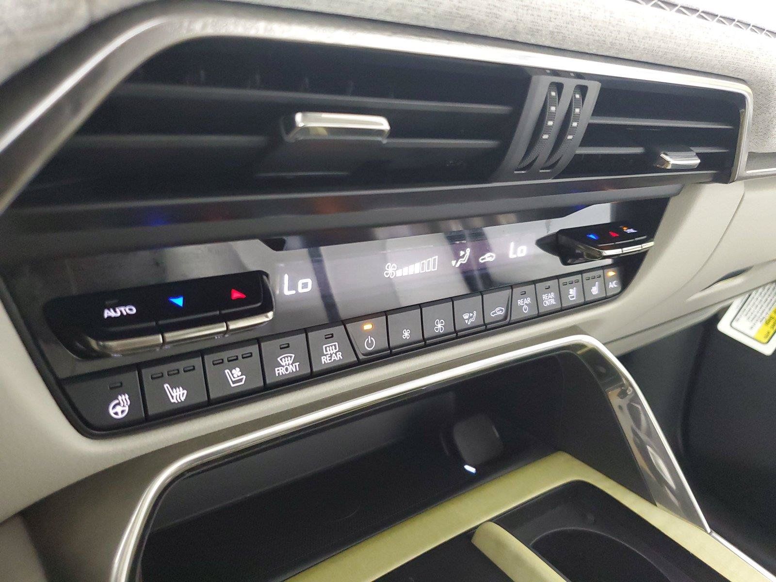 Certified 2025 MAZDA CX-90 3.3 Turbo S w/ Premium Plus AWD/4WD image 29