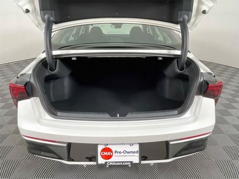 Used 2025 Kia K5 LXS FWD image 26