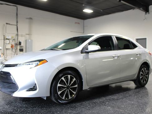 Used 2019 Toyota Corolla LE FWD image 6